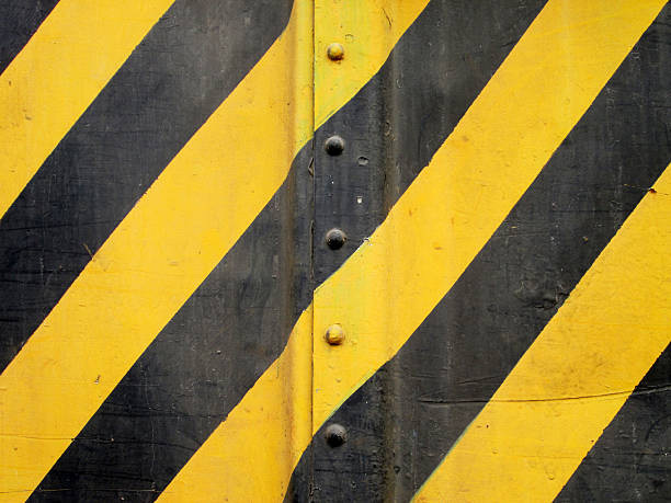 istock Grunge background, yellow and black stripes 498956147