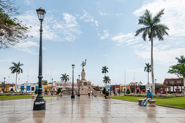 plaza de armas in trujillo, peru - national landmark editorial color image horizontal stock-fotos und bilder