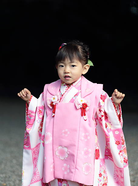 istock Kimono girl 498998798