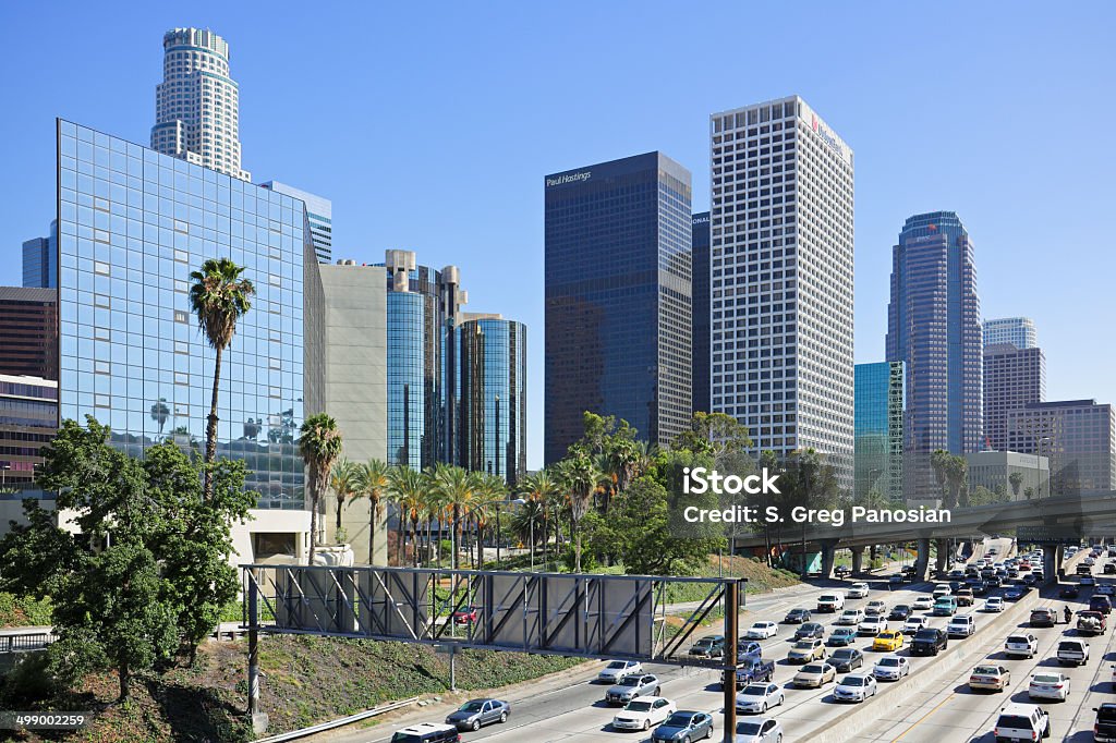 Лос-Анджелес Skyline - Стоковые фото Автострада роялти-фри