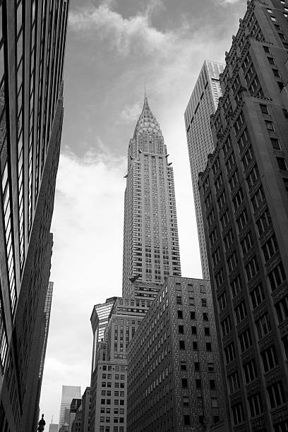 istock Chrysler Building in Black and White 499021782