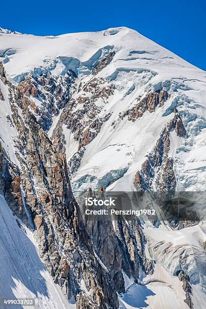 Maciço Do Monte Branco Nos Alpes Franceses Mont Blanc Chamonix - Fotografias de stock e mais imagens de Alpes Europeus
