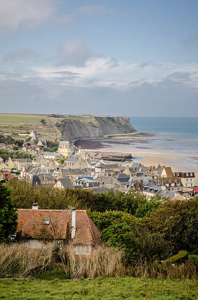 arromanches-les-bains-gold beach - france sea allied forces atlantic ocean - fotografias e filmes do acervo