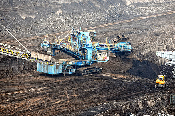 istock Bucket-wheel excavator 499084671