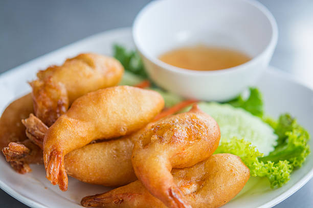 istock Batter fried prawns with plum sauce and vegetable 499093204