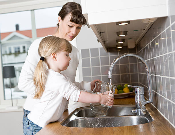 istock Mother and Daughter in the kitchen 499124759
