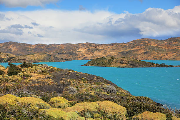 istock The hilly lakeside Pehoe 499125656