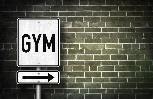 istock GYM - road sign illustration 499149448