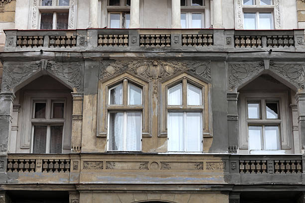 istock Facade of old palace 499172867