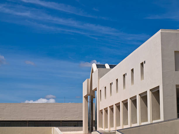 istock Office building agaist blue sky 499173225