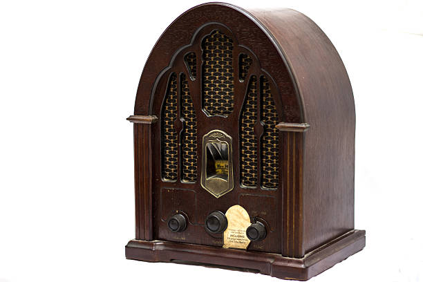 istock Isolated vintage radio 499180370