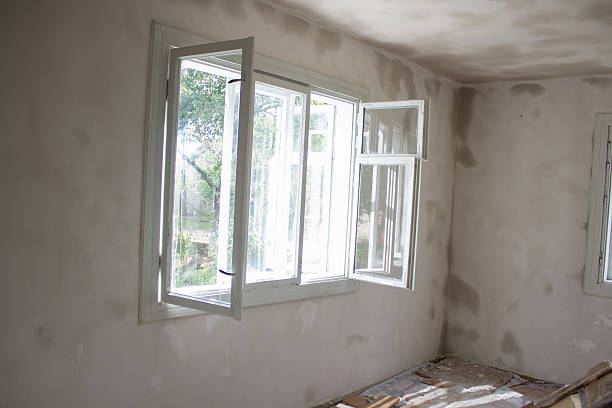 istock Repair in room 499191875