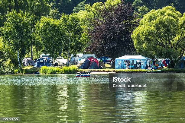 Campingplatz In Der Nähe Von Wasser Stockfoto und mehr Bilder von Niederlande - Niederlande, Camping, Wohnmobil