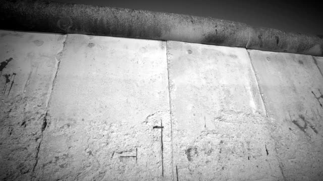 Berlin Wall, camera pan