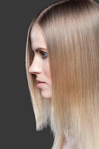 istock Beautiful lady with straight hair 499234610