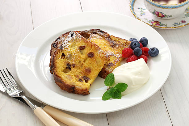 panettone tostada francesa - french toast breakfast food fruit fotografías e imágenes de stock