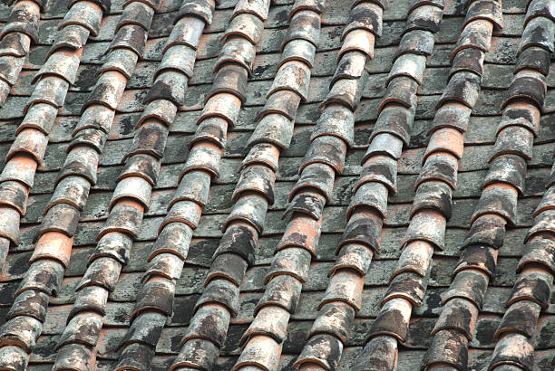 istock Old ceramic roof tiles. 499262240