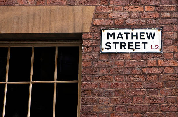 istock Mathew Street Sign in Liverpool 499278329