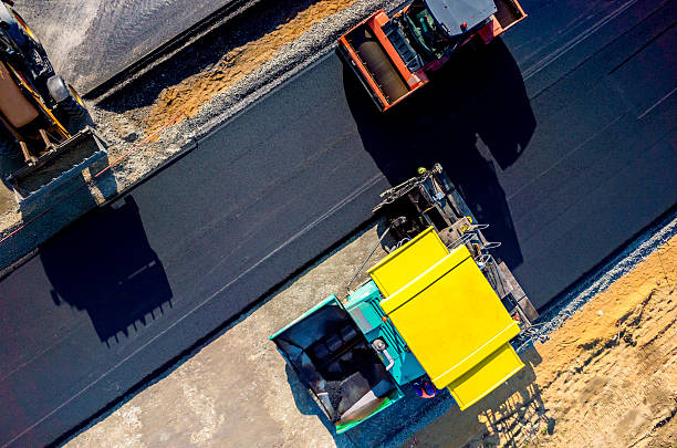 새로운 도로 공사장 - construction equipment industrial equipment loading construction 뉴스 사진 이미지