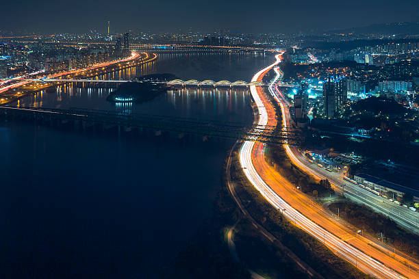 istock Seoul Cityscape with Han River 499306158