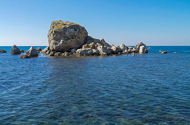 istock Small island. Black Sea, Crimea. 499316484