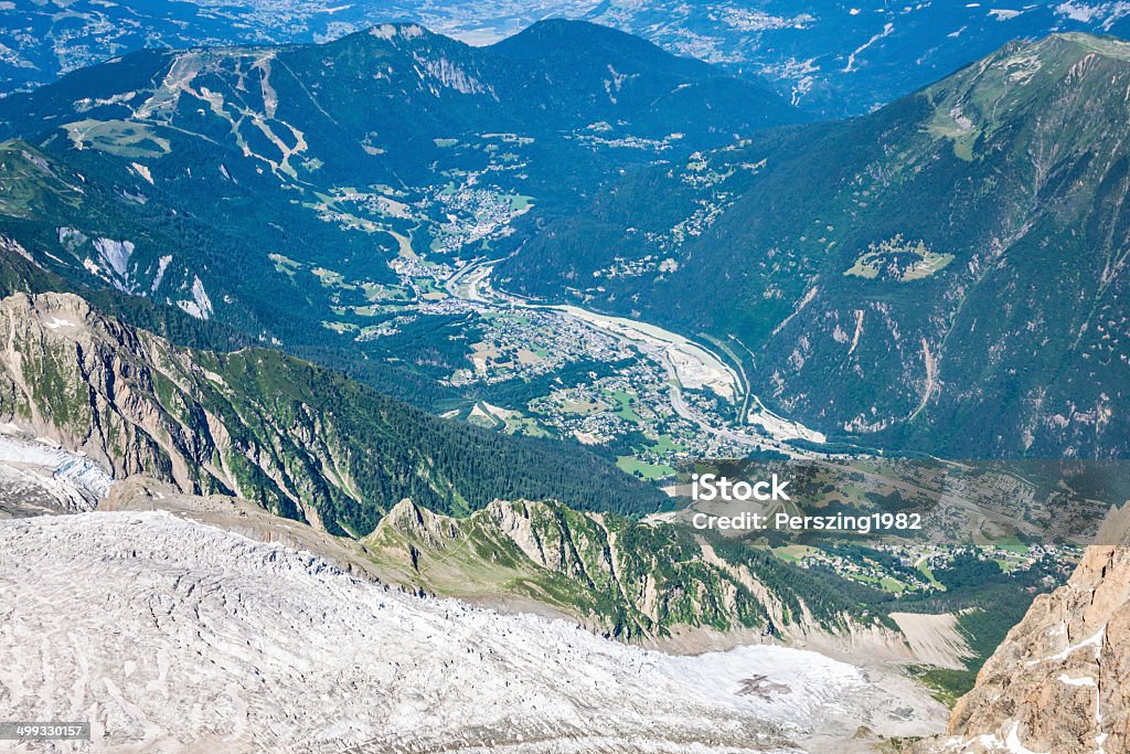 Geleira Bossons do cume do Aiguille du Midi - Foto de stock de Alpes europeus royalty-free