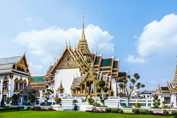 istock Phra Tinang Aporn Phimok Prasat Pavilion 499331317