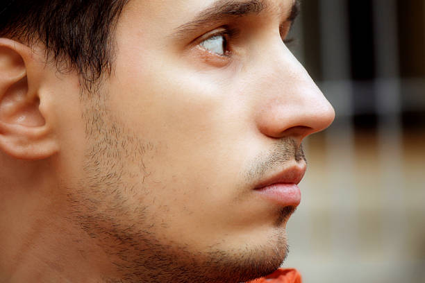 istock Young man, porfile 499339590