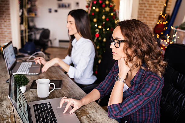 istock Two best freinds working from home office, star-up idea, modern 499374738