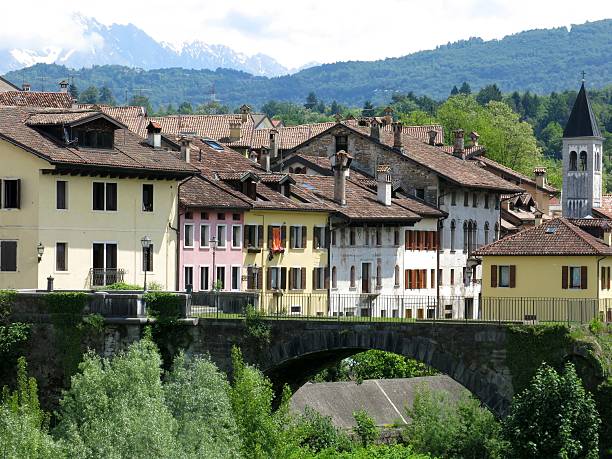 istock Belluno Historical Bridge Houses 499407219