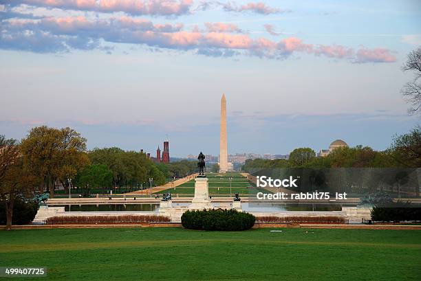 Photo libre de droit de Le National Mall Washington Dc banque d'images et plus d'images libres de droit de Centre commercial - Centre commercial, Washington DC, Lincoln Memorial