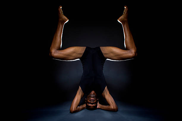Shadow Contortionist 70+ Contortionist Dancing Gymnastics Ballet Stock Photos, Pictures ...