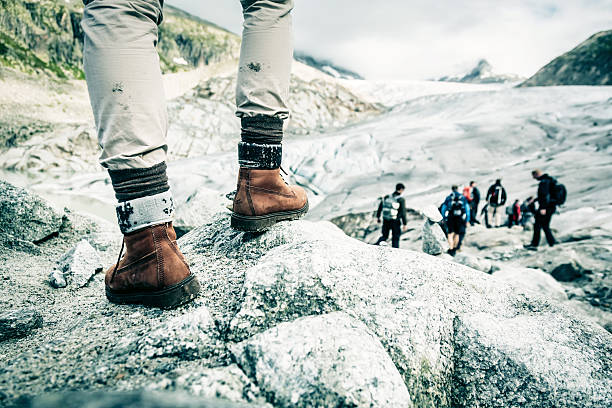 botas para excursionistas' - switzerland hiking boot outdoor pursuit recreational pursuit fotografías e imágenes de stock