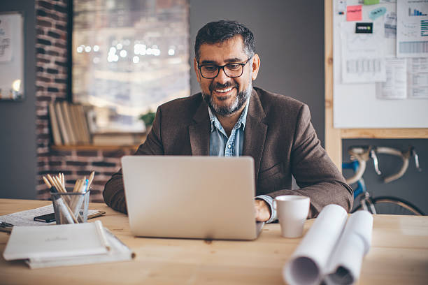 istock Taking care of business. 499509366