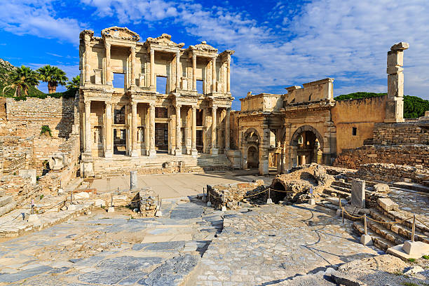 éfeso, turquia - celsus library - fotografias e filmes do acervo