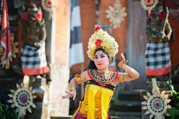 BALINÉS hembra bailarina - foto de stock