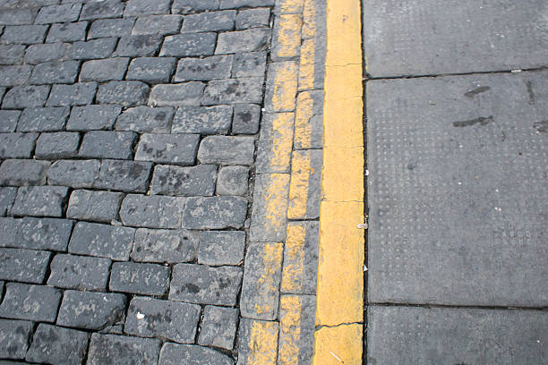 Arequipa: kerb Arequipa: kerb crud stock pictures, royalty-free photos & images