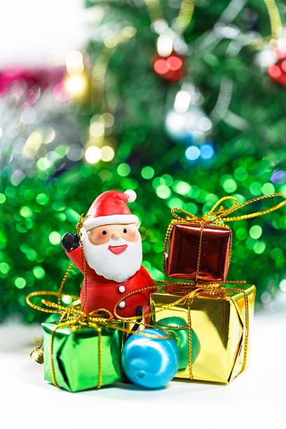istock Santa claus christmas celebration with gift box 499537164