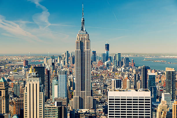 vista aérea de manhattan - empire state building imagens e fotografias de stock