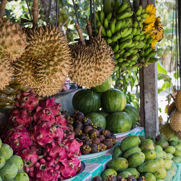 istock Fruit market in Bali, Indonesia. 499547164