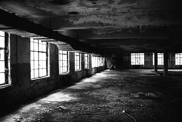 istock old factory floor IV 499550638