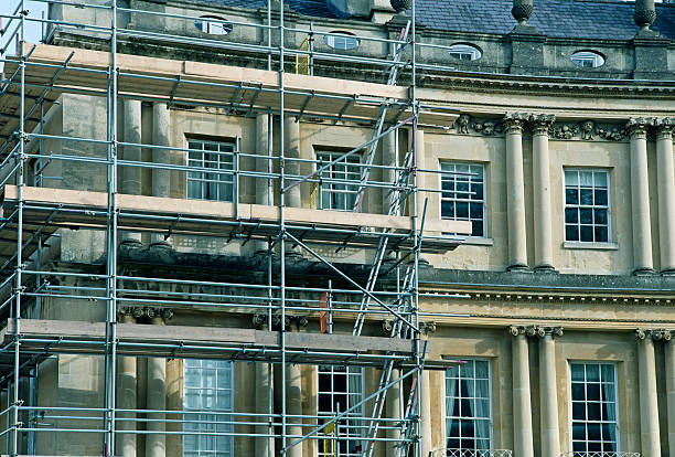 istock Construction work on section of the Circus in Bath England 499550982