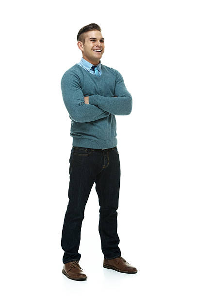 istock Cheerful smart casual man standing with arms crossed 499565703