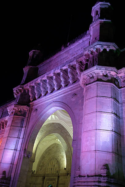 o gateway of india, mumbai - vertical gateway to india famous place travel destinations - fotografias e filmes do acervo