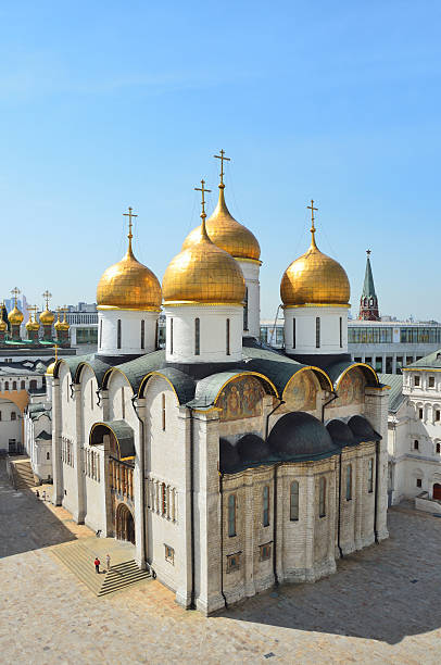 istock Moscow kremlin, Uspensky Cathedral 499578309