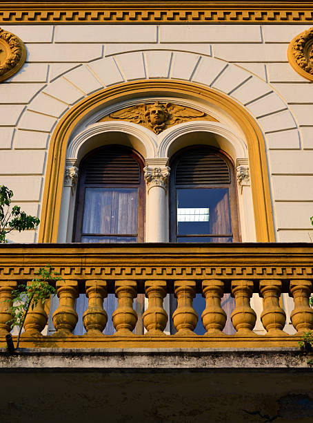 san paolo, brasile: facciata in stile italiano - mullion windows foto e immagini stock