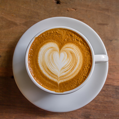 latte art heart shape
