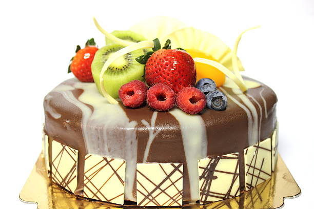 istock Chocolate cake and topped with fresh fruit. 499602013