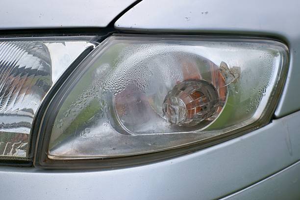 istock Car crash, the vehicle with a defective blinker 499603333