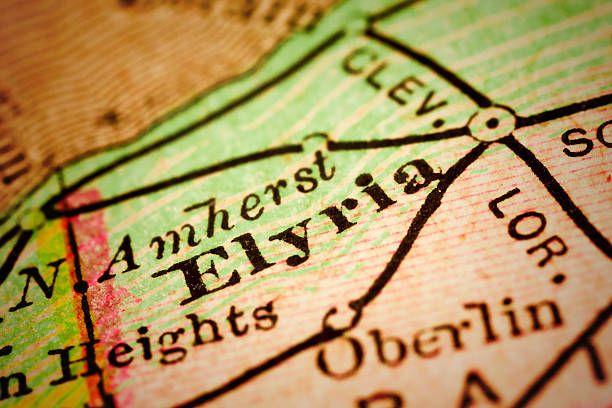 istock Elyria, Ohio on an Antique map 499619898